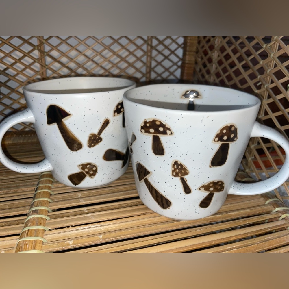 Mushroom earthy vintage cottagecore ceramic mugs dishwasher + microwave safe nwt